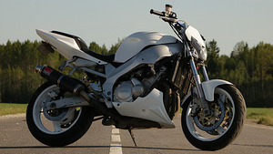 A2 Yamaha FZR 600r (3 фото из 10)