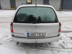 Opel Omega caravan 2.2 88 kw (4 foto / 11)