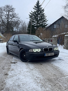 BMW e39 530d 142kw 2002 (1 foto / 9)