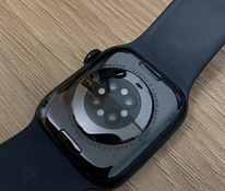 Apple Watch 8, 41 мм, черный