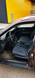 Audi 100 avant (8 фото из 9)