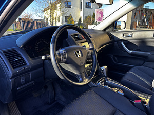 Honda Accord 2.4 VTEC (5 foto / 10)
