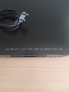 MARANTZ SUPER AUDIO CD/BLU-RAY DISC PLAYER UD 7006 (3 foto / 3)