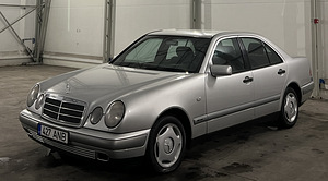 Mercedes-Benz E 200 2.0 100kW