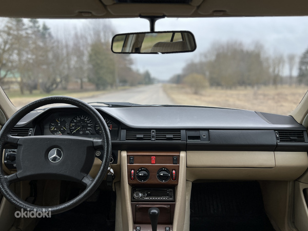Mercedes-Benz 230 Youngtimer 2.3 100kW (фото #6)