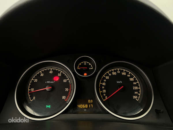 Opel Astra 1.6 132kW (фото #5)