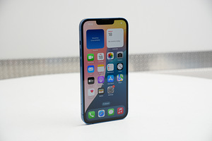 Apple iPhone 13 128GB Blue (1 foto / 6)