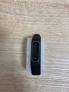 Garmin Vivosmart 4 (2 foto / 3)
