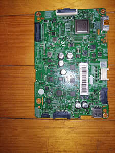 Emaplaat (BN94-09930B) (1 foto / 1)