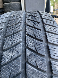 Rehvid 235/45/17 M/S (3 foto / 6)