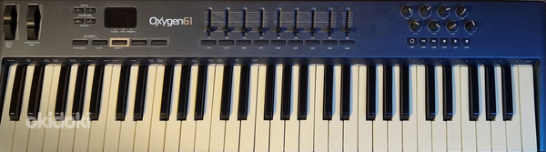 M-Audio USB MIDI-клавиатура (фото #1)