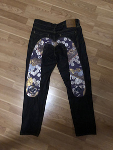 Sell evisu (2 foto / 2)