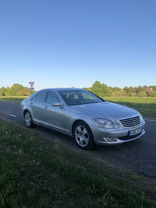 Mercedes-Benz S320 (1 foto / 13)