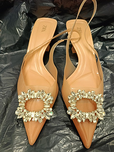 ZARA shoes size 38 Туфли (1 фото из 3)