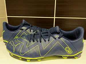 PUMA Future Play size 42 (27cm) (1 foto / 3)