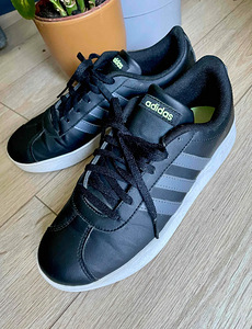 ADIDAS VL COURT 2.0. Suurus 38. (1 foto / 4)