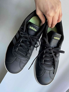 ADIDAS VL COURT 2.0. Suurus 38. (2 foto / 4)
