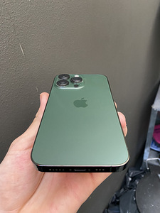 iPHONE 13 pro 128гб (4 фото из 8)