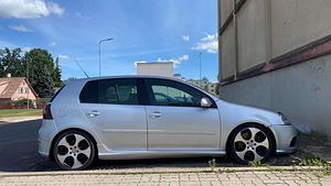 Продам GTI цена Golf R32 (11 фото из 11)