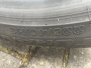 Rehvid Bridgestone Turenza 225/40/R18 2tk (2 foto / 3)