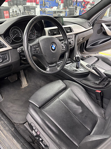 BMW 320XD (7 фото из 12)
