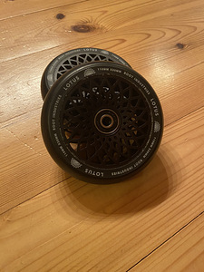 Root lotus wheels 110 (black) (1 foto / 4)