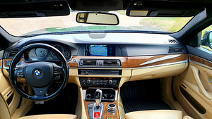 BMW 535d M-Packet Shadow-line (4 foto / 14)