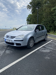 Volkswagen Golf V 2.0SDI (3 foto / 11)