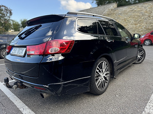 Honda Accord 2.4 2011 (3 foto / 10)