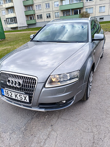 Audi A6 Allroad (1 фото из 8)
