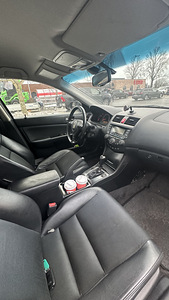 Honda Accord (6 фото из 6)