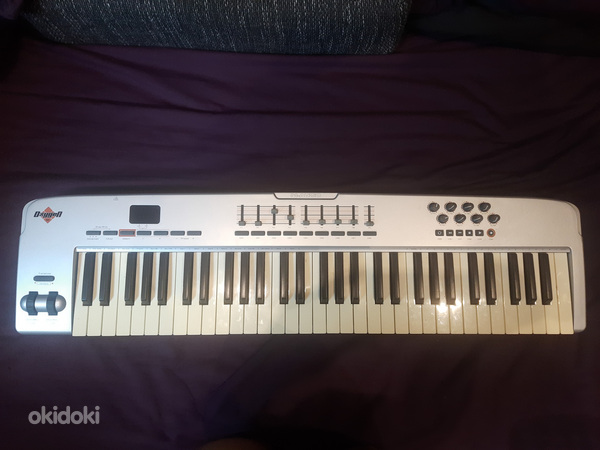 Midi keyboard M-Audio Oxygen 61 (foto #1)
