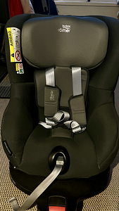 Britax Römer Dualfix M i-size, 360 (5 foto / 6)