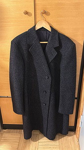 Очень стильное зимнее мужское пальто Made In Switzerland