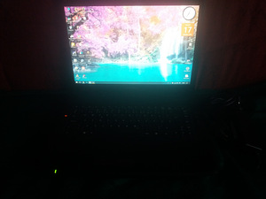 Acer Emasines Core 2 duo T7250/4Gb/250 Gb/ aku 2 T (1 foto / 3)