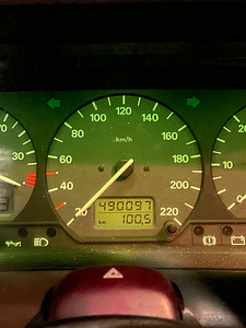 Volkswagen Passat b4 1.9 tdi 66kw (6 foto / 8)