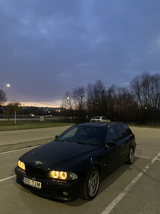 BMW E39 525D 2003 125 кВт (12 фото из 12)