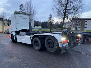 Scania R420 309kW (3 foto / 7)