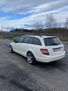 Продажа Мерседес-Бенц С200 (5 фото из 9)
