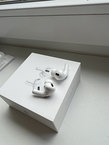 AirPods Pro (1 фото из 5)