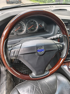 Volvo v70 (5 foto / 10)
