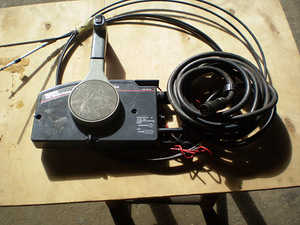 Päramootor YAMAHA 20-25 4t (8 foto / 10)