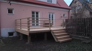 Постройки из дерева (4 фото из 9)