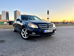 Универсал с автоматом и Webasto — садись и поезжай! (1 фото из 11)