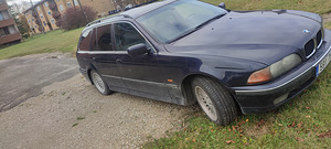 БМВ 523i (4 фото из 7)
