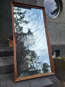 Peegel (1 foto / 1)