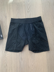 Gore shorts new (3 foto / 3)