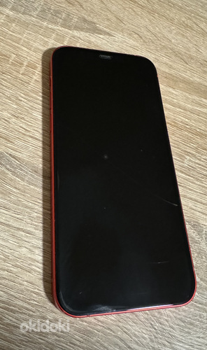 iPhone 12 красный (фото #4)