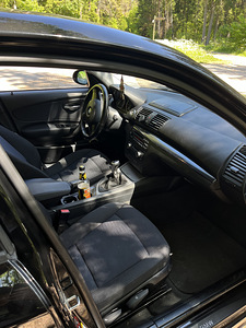 BMW 1 series 118d (9 foto / 14)