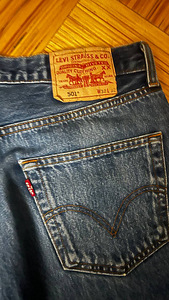 Levi 501 (3 фото из 3)